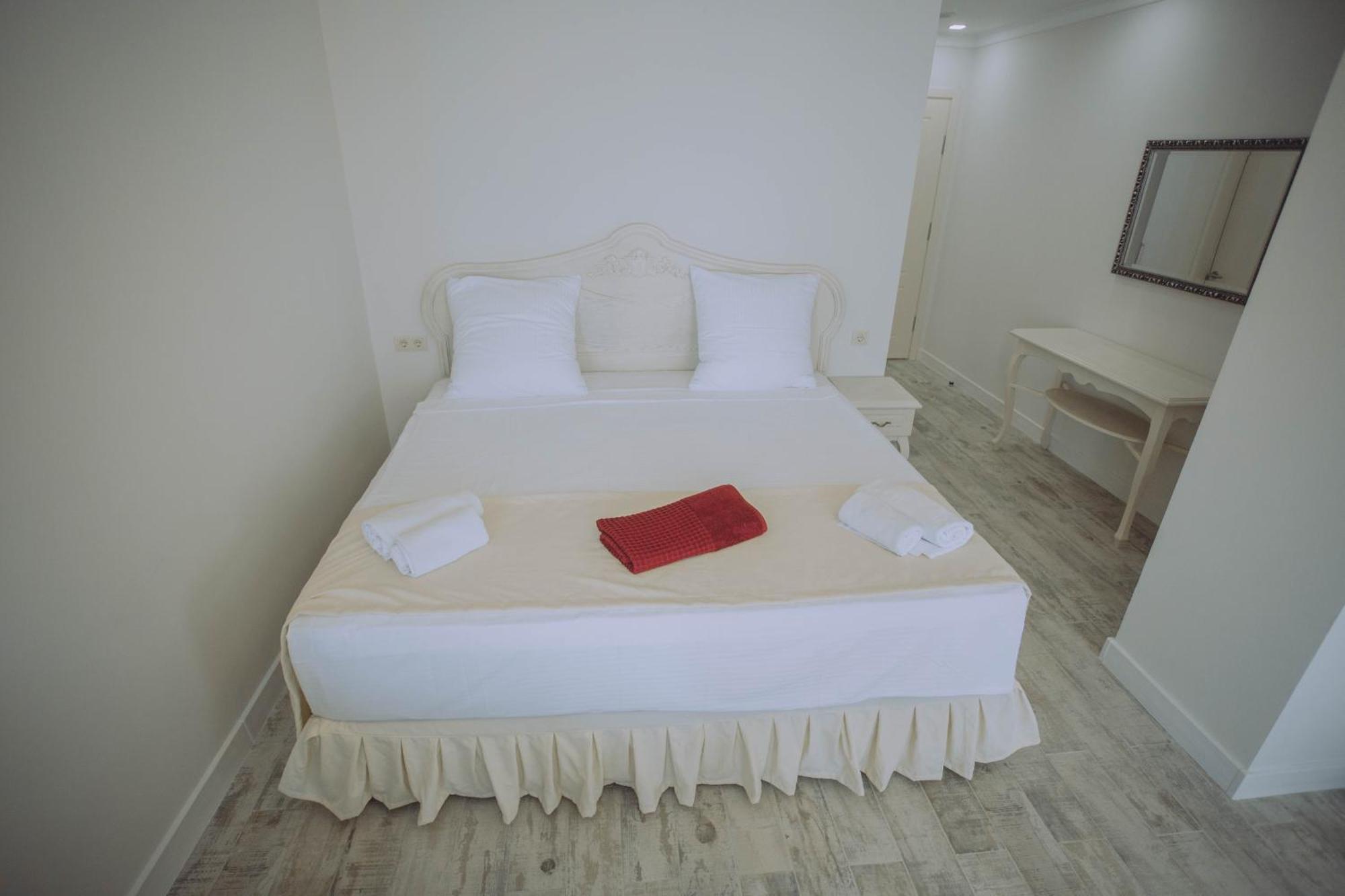 Royal Medis Hotel Batumi Zewnętrze zdjęcie