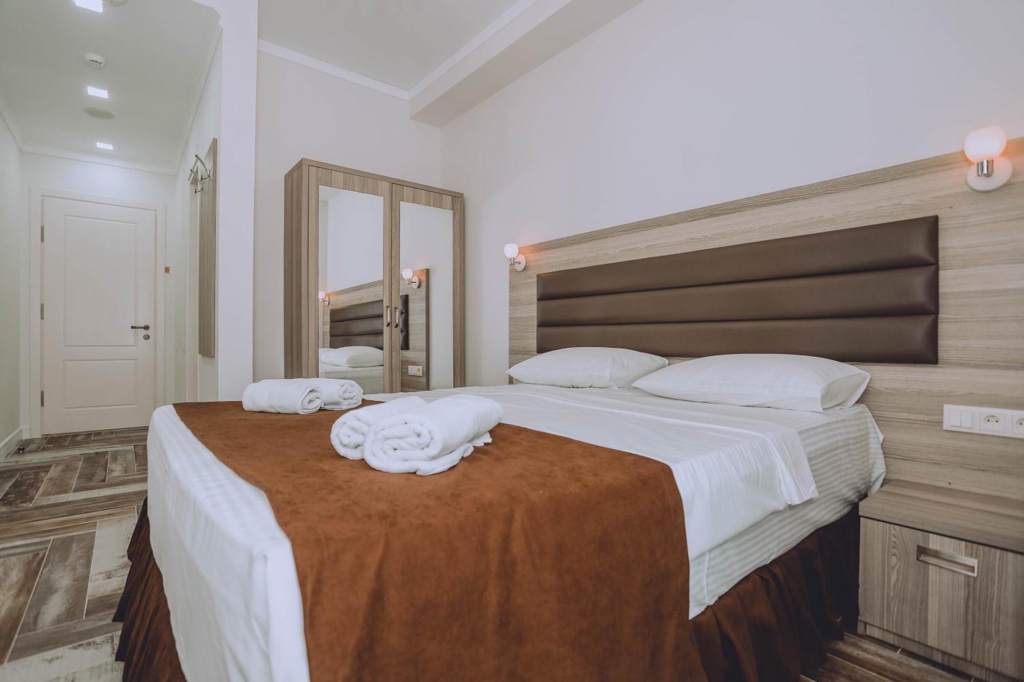 Royal Medis Hotel Batumi Zewnętrze zdjęcie