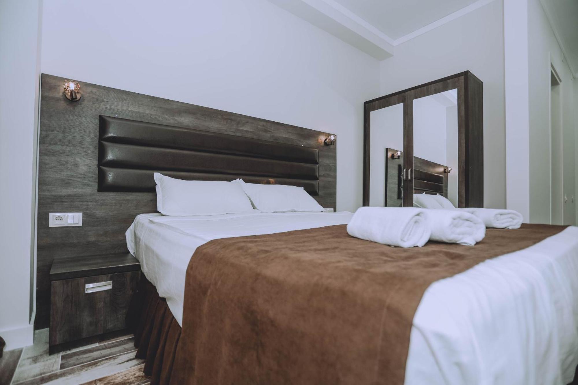 Royal Medis Hotel Batumi Zewnętrze zdjęcie