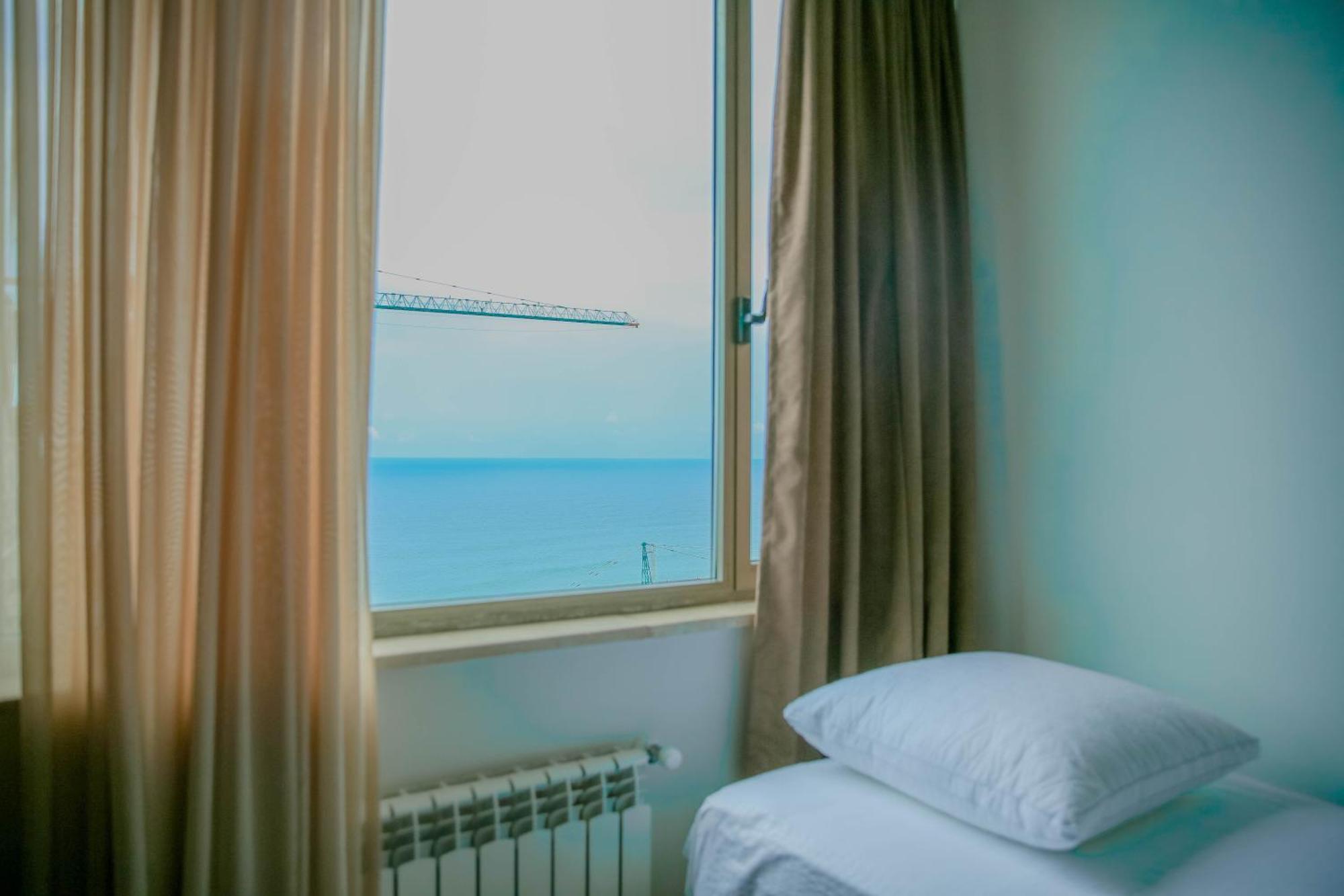 Royal Medis Hotel Batumi Zewnętrze zdjęcie