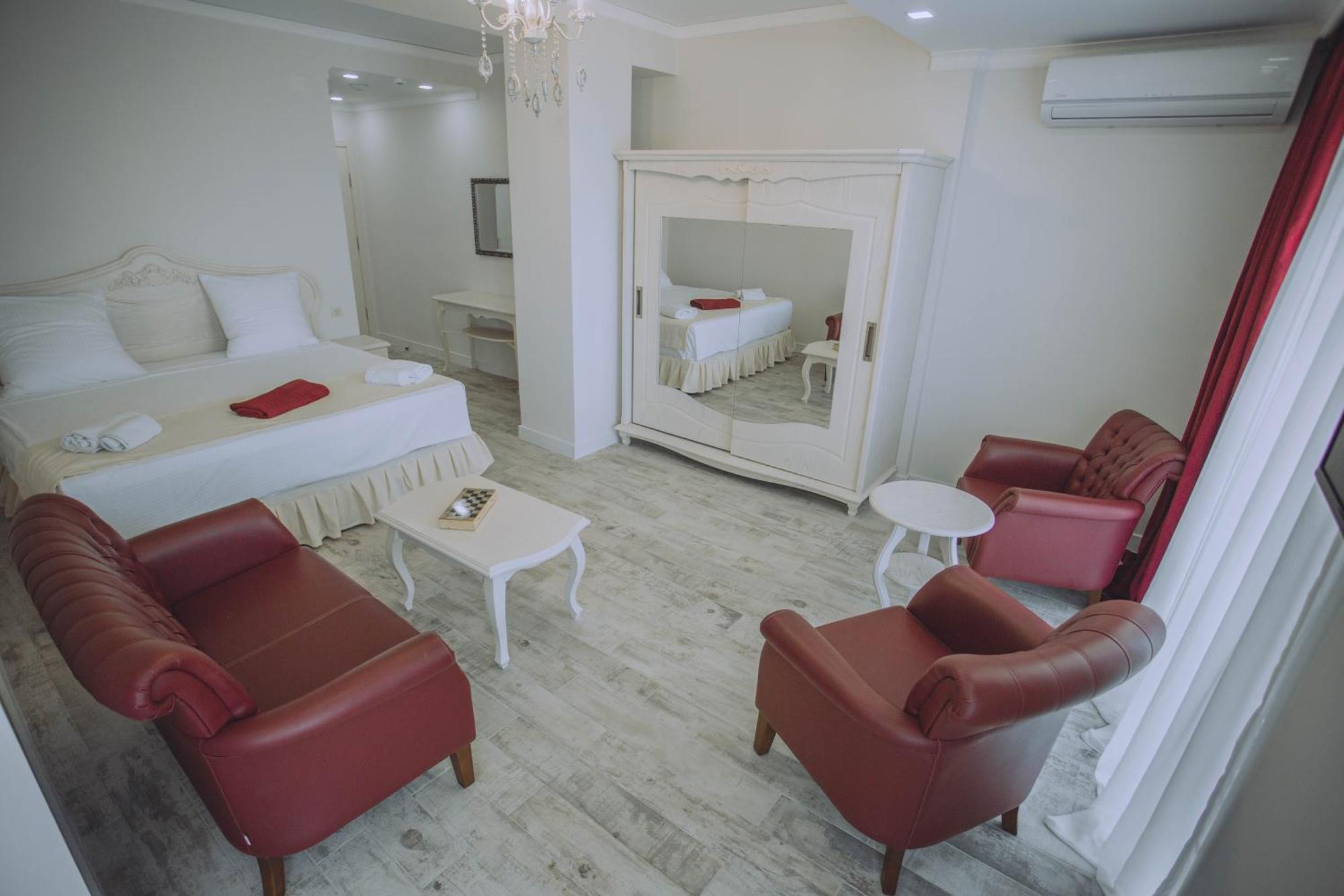 Royal Medis Hotel Batumi Zewnętrze zdjęcie